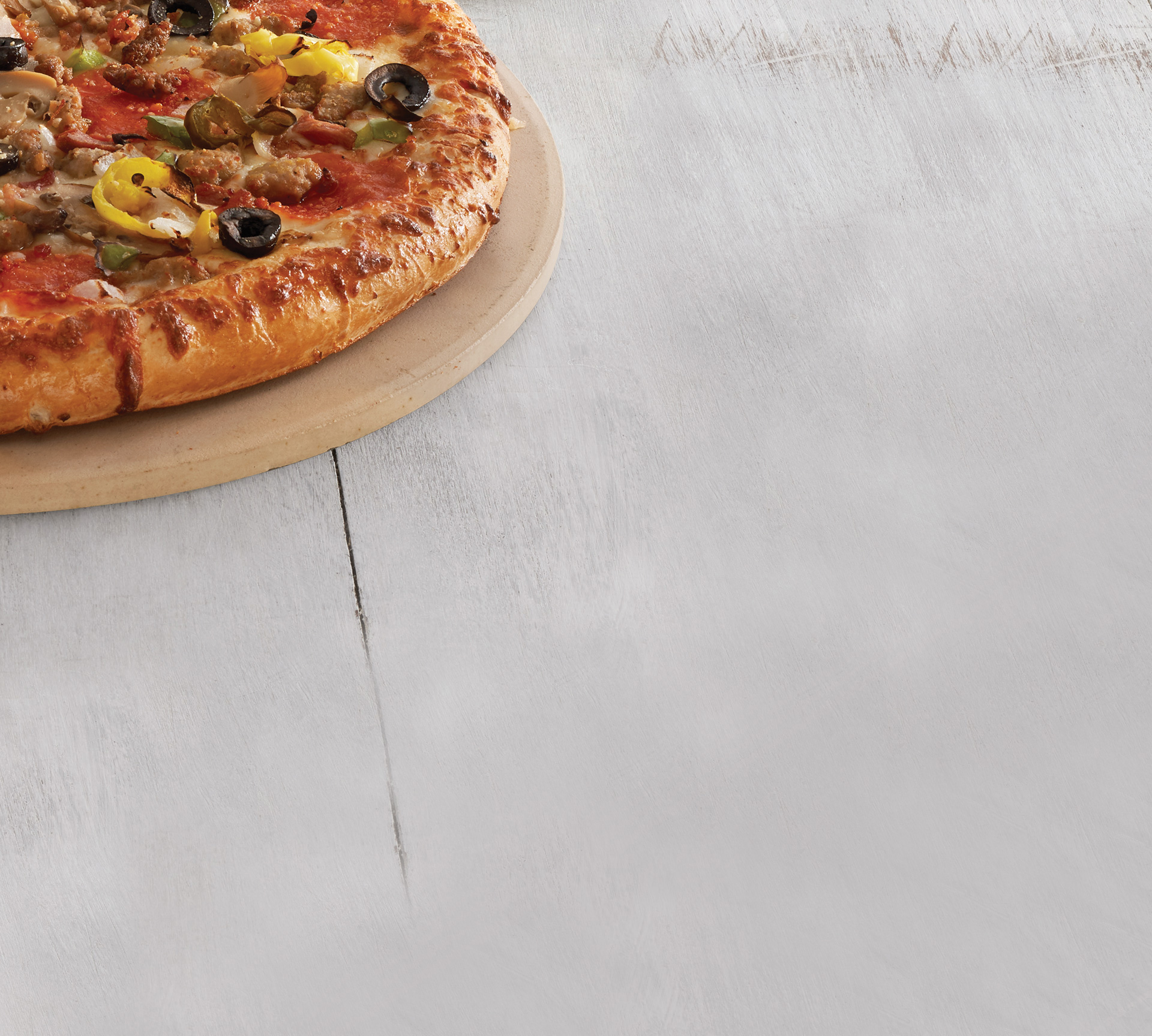 Hunt Brothers loaded pizza